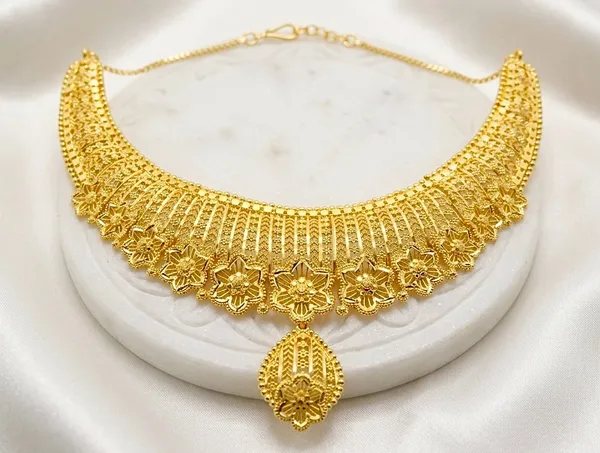 Gold_Micro_Plated_Dubai_Floral_Pendant_Necklace_Set_For_Women