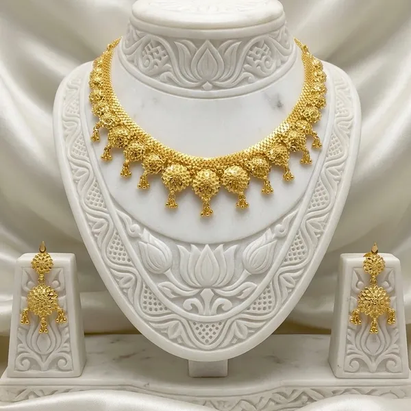 Gold_Micro_Plated_Copper_Floral_Drop_Necklace_Earrings_Set