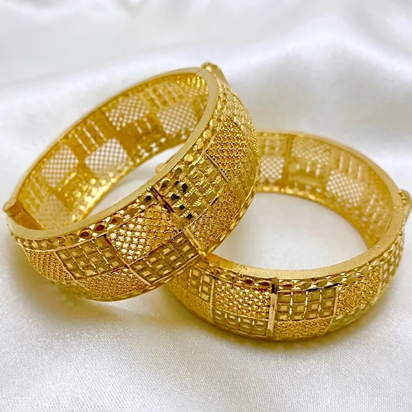 Gold_Micro_Plated_Turkish_Mesh_Textured_Designer_Bangle_Pair