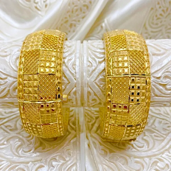 Gold_Micro_Plated_Turkish_Mesh_Textured_Designer_Bangle_Pair