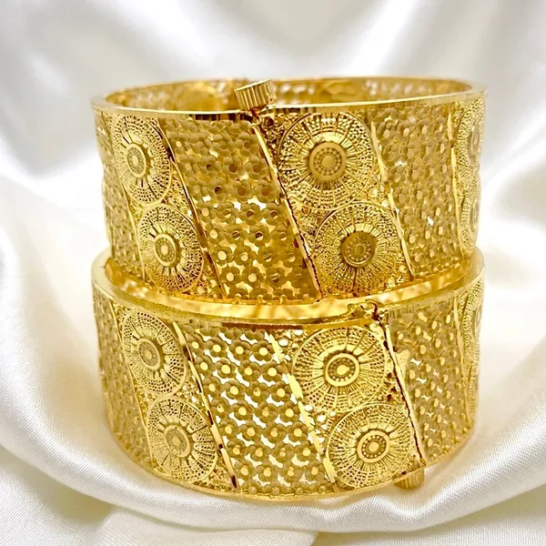 Gold_Micro_Plated_Copper_Turkish_Floral_Medallion_Mesh_Bangle_Pair
