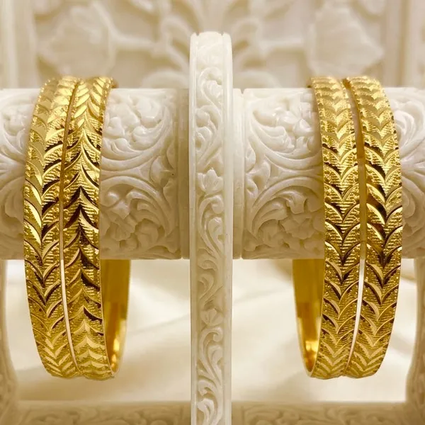 Gold_Micro_Plated_Dubai_Leaf_Pattern_Bangle_Pair_Style_1
