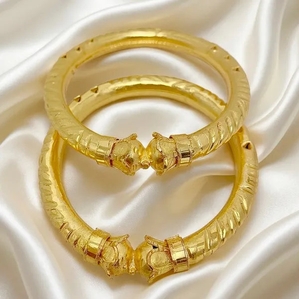 Gold_Plated_Copper_Nakshikari_Bala_Traditional_Bengali_Bangle_Pair