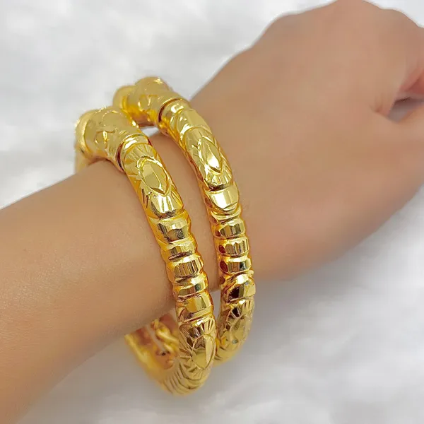 Gold_Plated_Hand-Etched_Nakshikari_Bengali_Bala_Bangle_Pair