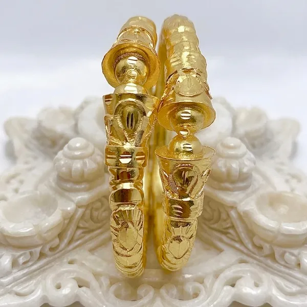 Gold_Plated_Hand-Etched_Nakshikari_Bengali_Bala_Bangle_Pair