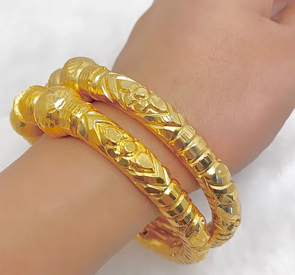 Gold_Copper_Nakshikari_Bala_Bengali_Handcrafted_Bangle_Pair_For_Women