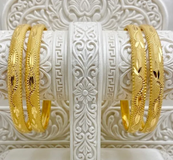 Gold_Micro_Plated_Copper_Traditional_Handcrafted_Bangle