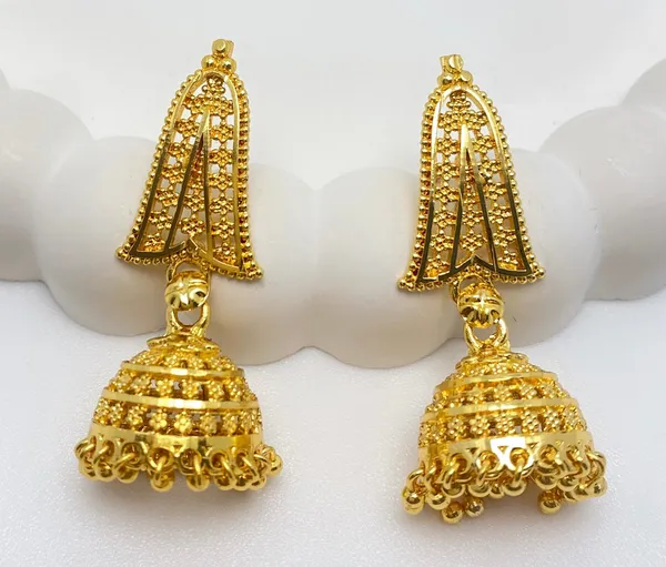 Gold_Copper_Temple_Triangular_Mesh_Ghungroo_Jhumki_Earrings_For_Women