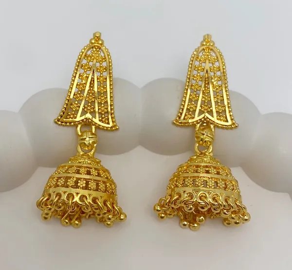 Gold_Copper_Temple_Triangular_Mesh_Ghungroo_Jhumki_Earrings_For_Women