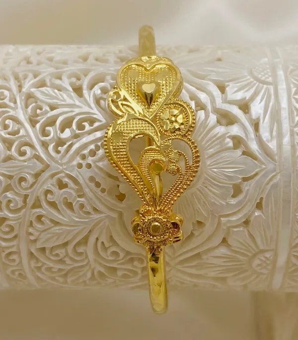 Gold_Micro-Plated_Copper_Heart_Motif_Dubai_Style_Bangles_Set_Of_6