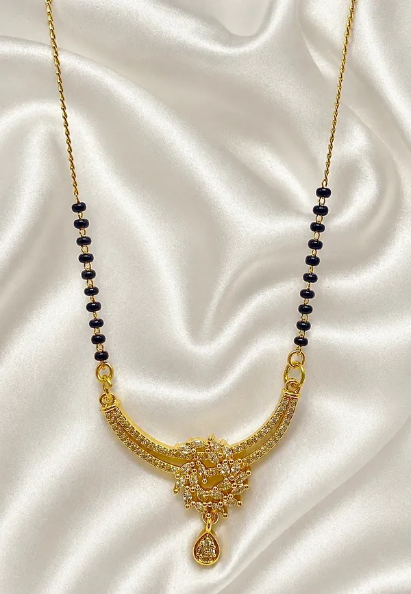 Black_18K_Gold_Plated_Curved_Bar_Ad_Stone_Mangalsutra_Pendant