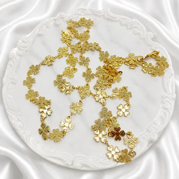 Gold_Micro_Plated_Clover_Floral_Link_Neck_Chain_For_Women