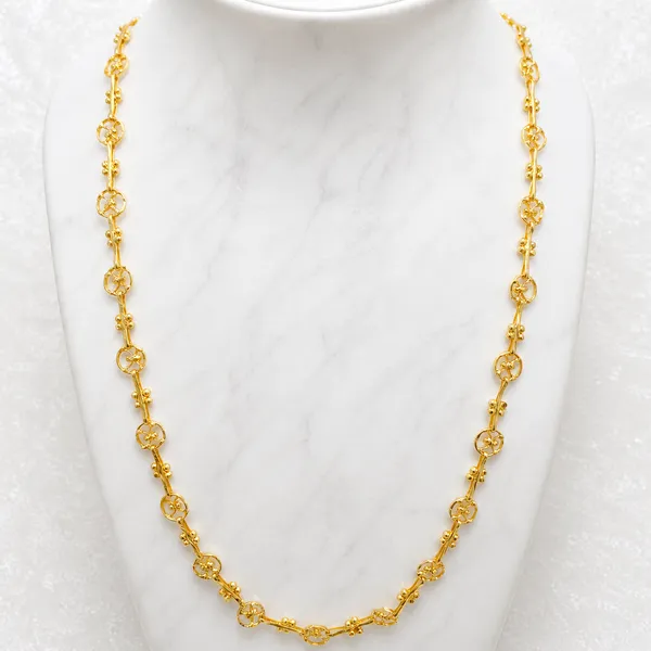 Gold_Micro_Plated_Circular_Motif_Neck_Chain_For_Women