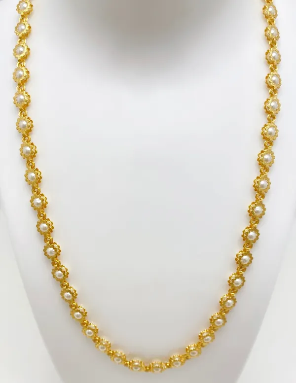 Gold_Micro_Plated_Pearl_Floral_Motif_Neck_Chain_For_Women