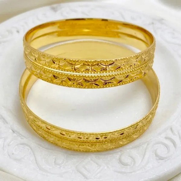 Gold_Micro_Plated_Dubai_Engraved_Traditional_Bangle_Pair