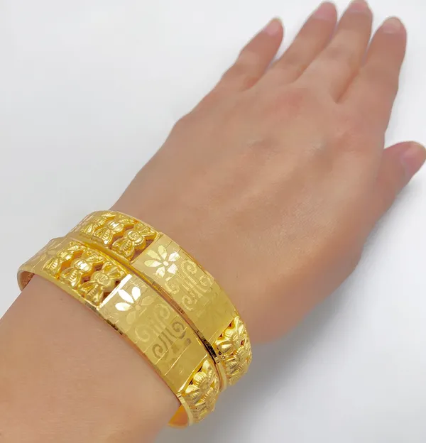 Gold_Micro_Plated_Handcrafted_Traditional_Bangle_Cuff_For_Women