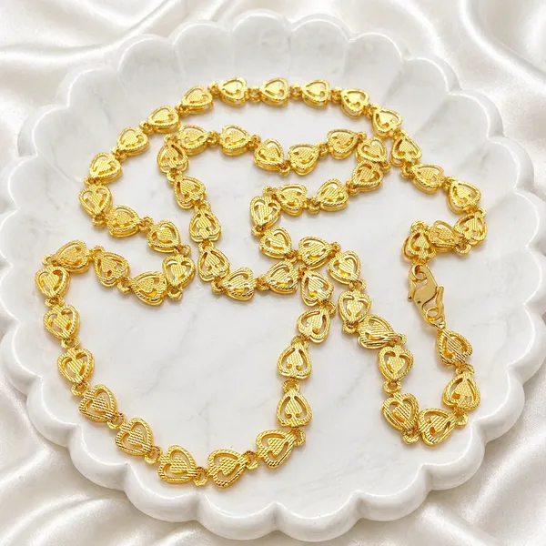 Gold_Micro_Plated_Copper_Heart_Link_Neck_Chain_For_Women