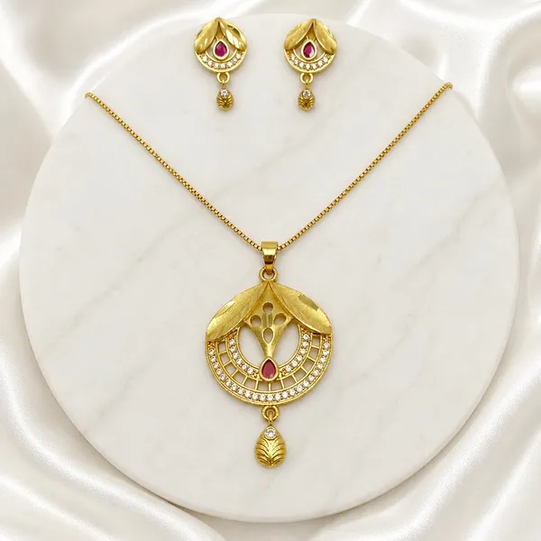 Gold_Micro_Plated_Ad_Ruby_Circular_Pendant_Necklace_Earring_Set