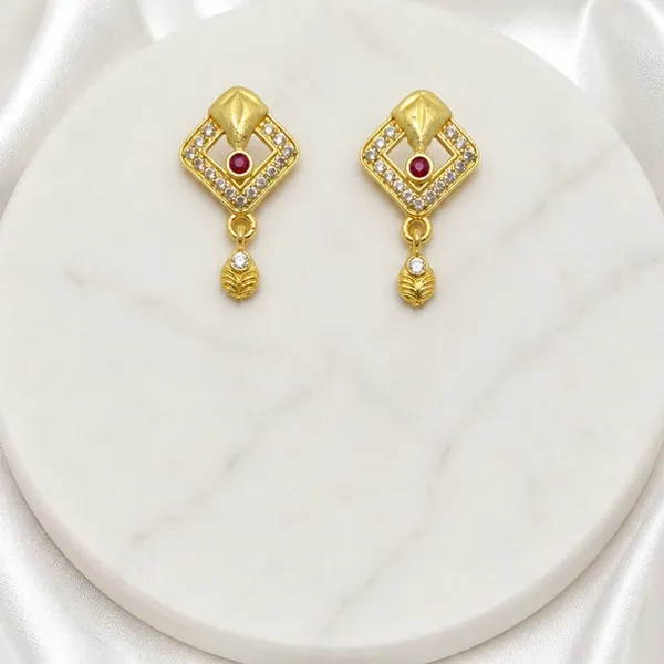 Gold_Micro_Plated_Ad_Ruby_Geometric_Pendant_Necklace_Set_For_Women