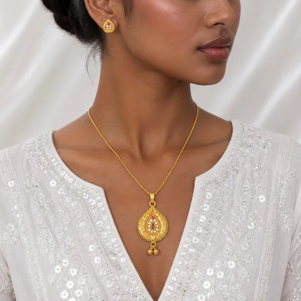 Red_Gold_Micro_Plated_Ad_Ruby_Teardrop_Floral_Necklace_Set