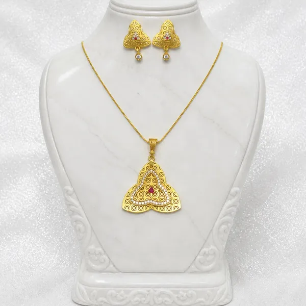 Red_Gold_Micro_Plated_Ad_Ruby_Trinity_Clover_Pendant_Necklace_Set