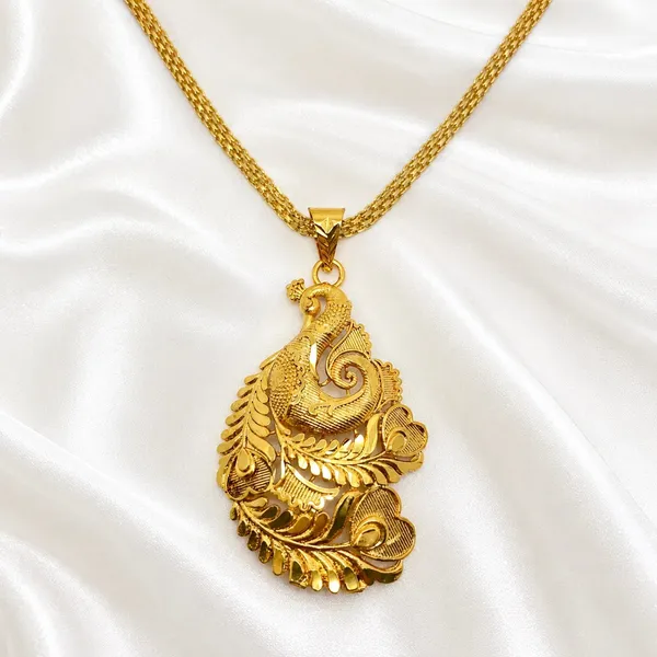 Gold_Micro_Plated_Peacock_Pendant_Necklace_Set_For_Women