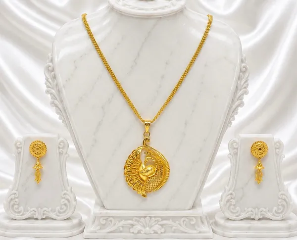 Gold_Micro_Plated_Peacock_Spiral_Pendant_Necklace_Set_For_Women