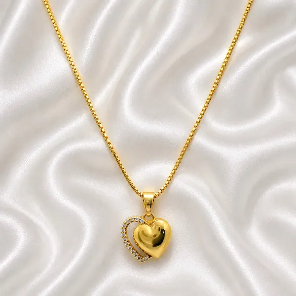 Gold_18K_Plated_Heart_Pendant_American_Diamond_Necklace_For_Women