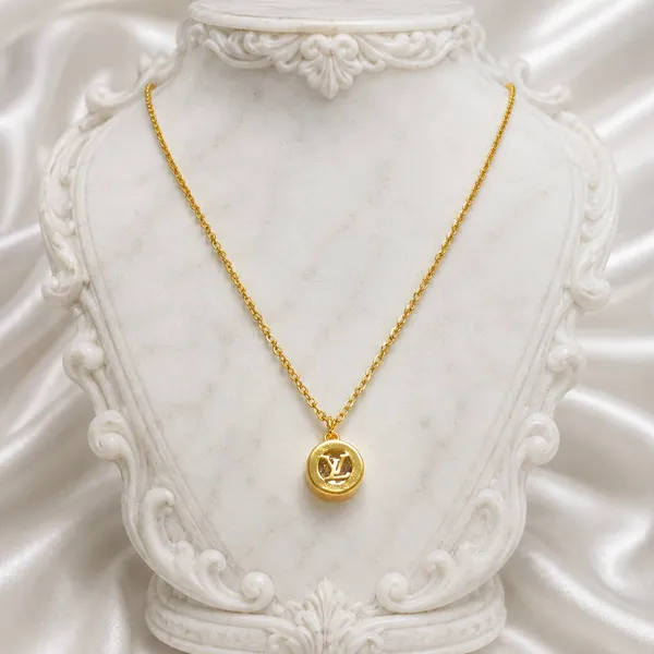 Gold_18K_Plated_Stainless_Steel_Ad_Stone_Circle_Pendant_Necklace
