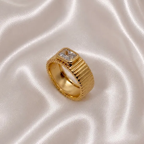 Rose_Gold_Plated_Ribbed_Band_Rectangular_Ad_Stone_Ring_For_Women