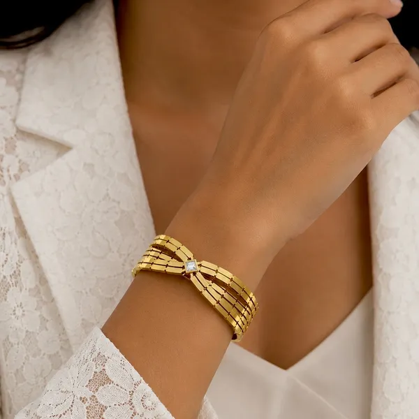 Gold_Plated_Geometric_Crystal_Cuff_Anti-Tarnish_Bracelet_For_Women