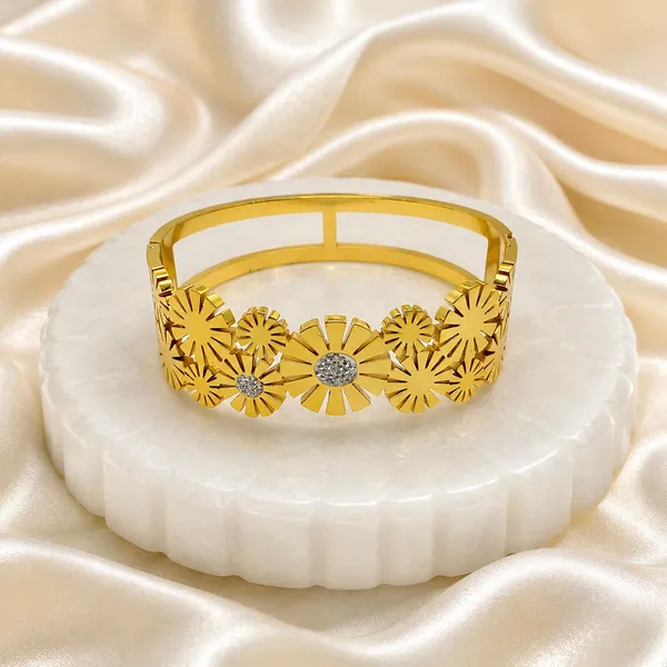 Gold_18K_Plated_Stainless_Steel_Floral_Motif_Crystal_Cuff_Bracelet