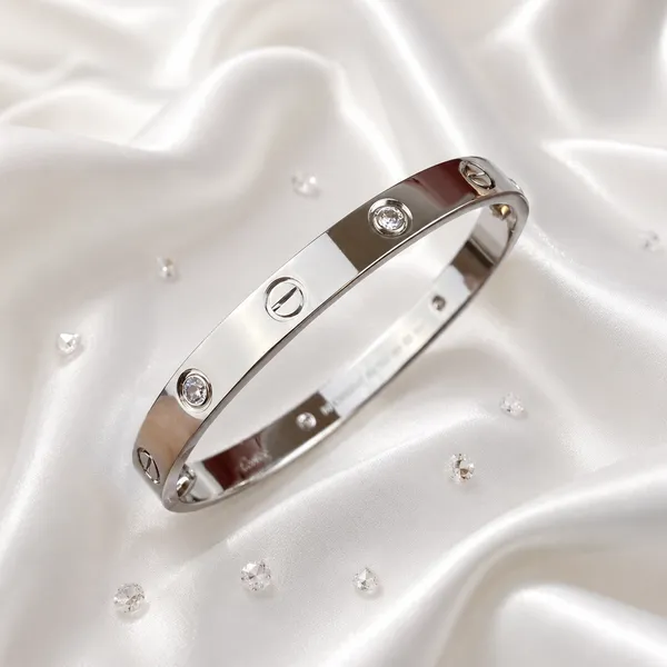 Silver_Plated_Ad_Crystal_Studded_Anti-Tarnish_Bracelet_For_Women