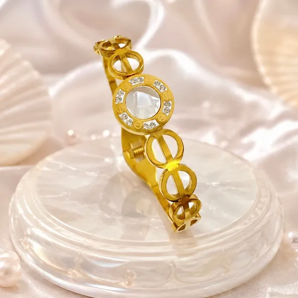 Gold_18K_Plated_Mother_Of_Pearl_Crystal_Geometric_Link_Bracelet
