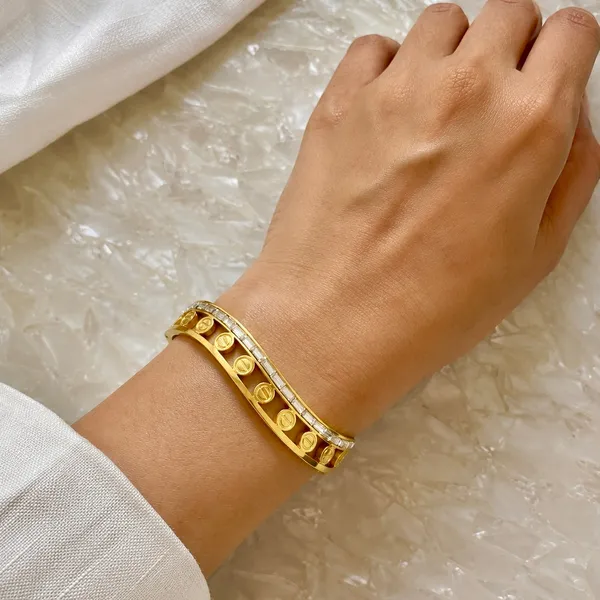 Gold_18K_Plated_Stainless_Steel_Geometric_Baguette_Crystal_Bracelet