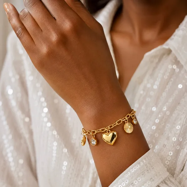 Gold_18K_Plated_Heart_Charm_Cubic_Zirconia_Chain_Bracelet_For_Women