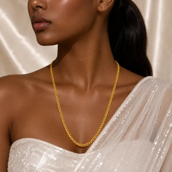 Gold_Micro_Plated_Interlocking_Floral_Link_Neck_Chain_For_Women