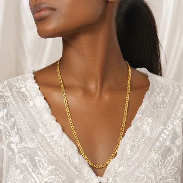Gold_Micro_Plated_Interlocking_Floral_Link_Neck_Chain_For_Women