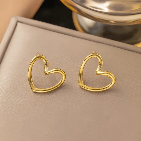 Gold_plated_anti_tarnish_The_Asymmetric_Heart_Earrings