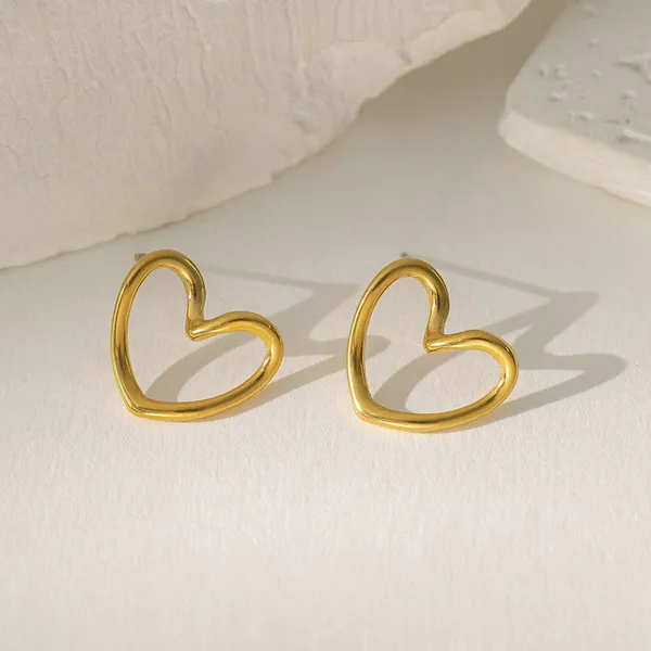 Gold_plated_anti_tarnish_The_Asymmetric_Heart_Earrings