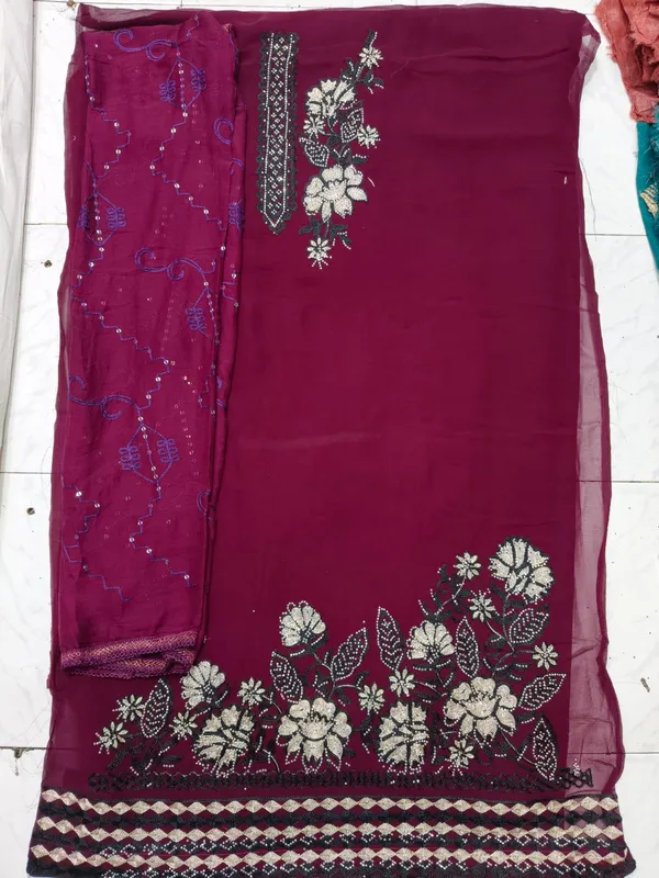 Maroon_Georgette_Floral_Embroidered_Unstitched_Suit_For_Women