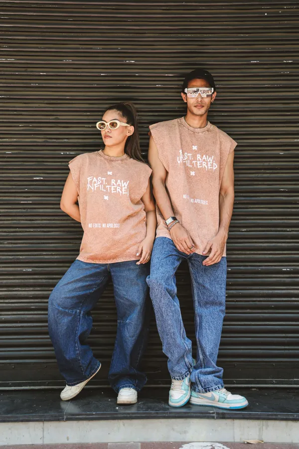 Peach_Cotton_Acid_Wash_Oversized_Sleeveless_T-Shirt_For_Unisex