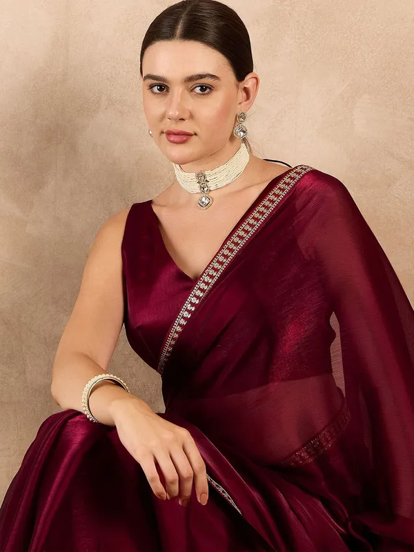 Maroon_Rangoli_Embroidered_Saree_With_Blouse_Piece_For_Women