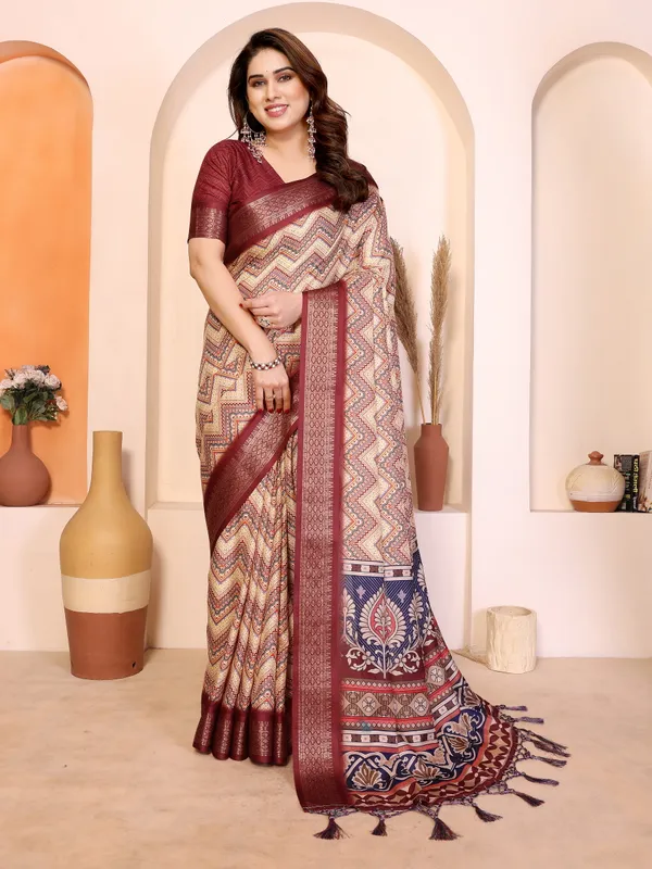 Maroon_Cotton_Silk_Geometric_Printed_Saree_With_Blouse_Piece_For_Women