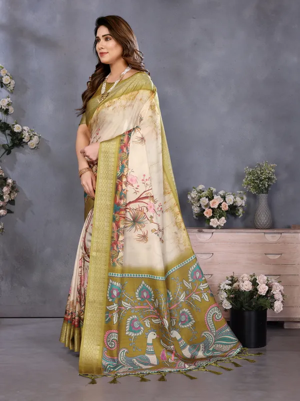 Cream_Cotton_Silk_Floral_Printed_Saree_With_Blouse_Piece_For_Women