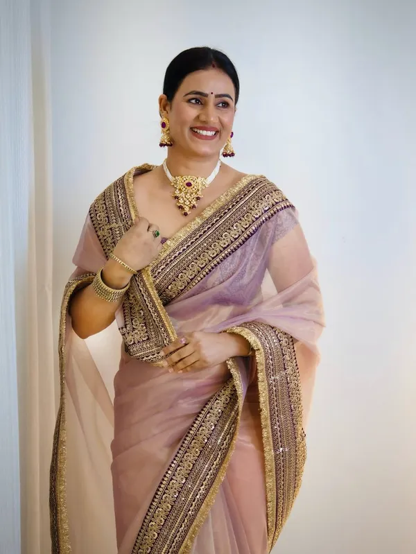 Peach_Twill_Net_Embroidered_Border_Saree_With_Blouse_Piece_For_Women