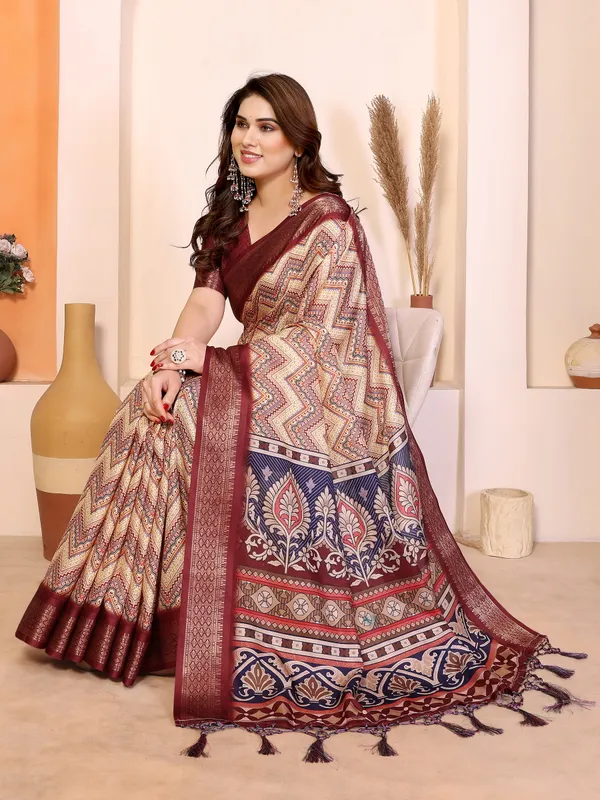 Maroon_Cotton_Silk_Geometric_Printed_Saree_With_Blouse_Piece_For_Women