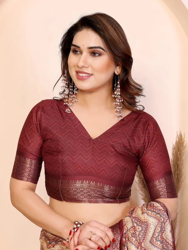 Maroon_Cotton_Silk_Geometric_Printed_Saree_With_Blouse_Piece_For_Women