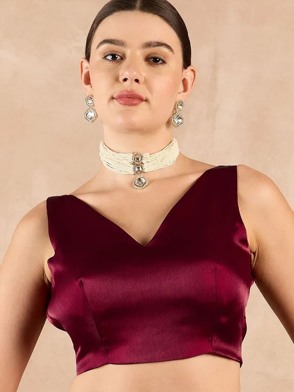 Maroon_Rangoli_Embroidered_Saree_With_Blouse_Piece_For_Women