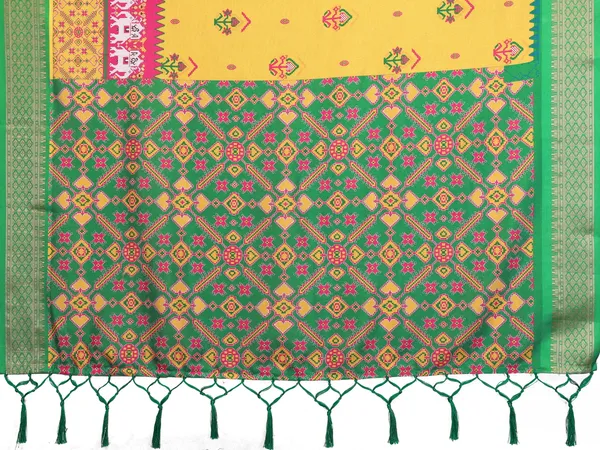 Yellow_Cotton_Silk_Traditional_Printed_Saree_With_Blouse_Piece_For_Women